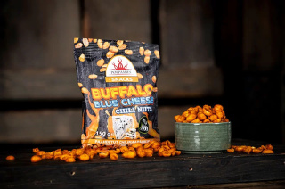 Orzeszki Poppamies Buffalo Blue Cheese serowe z chili, 150g